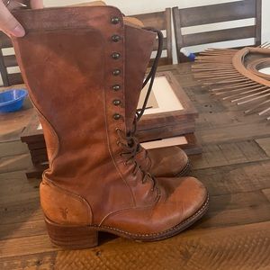 FRYE LACE UP RIDING BOOT SIZE 9